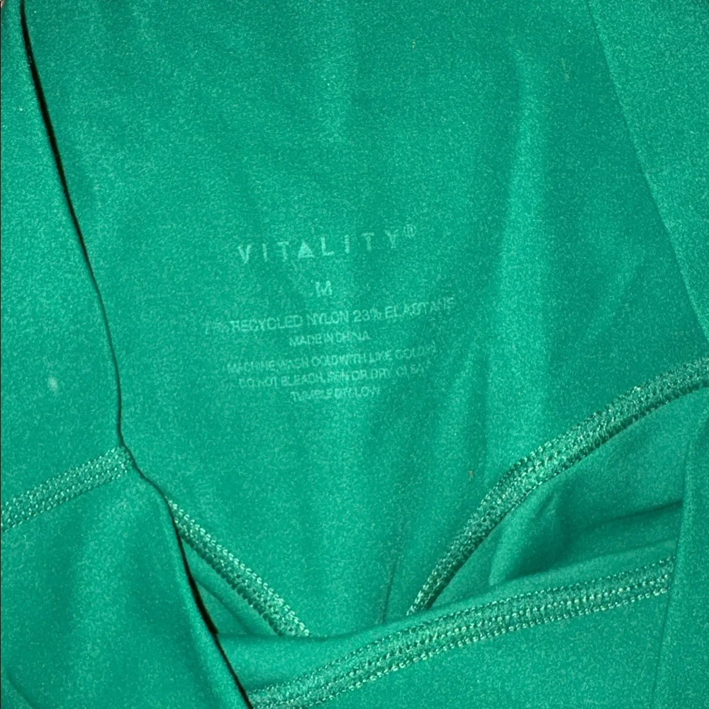 😊Vitality Teal Performance Flare Leggings. SMALL/LONG - Picture 2 of 5